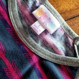 LulaRoe Top Shirt Raglan 3/4 Sleeve Large